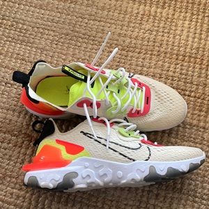 Nike Women’s React Vision